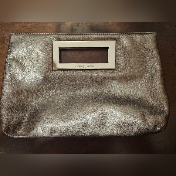 Michael kors metallic grey leather top handle frame clutch - Picture 3 of 5